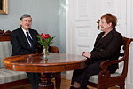  Presidentti Halonen ja presidentti Türk kahdenvälisissä keskusteluissa presidentin työhuoneessa Copyright © Tasavallan presidentin kanslia